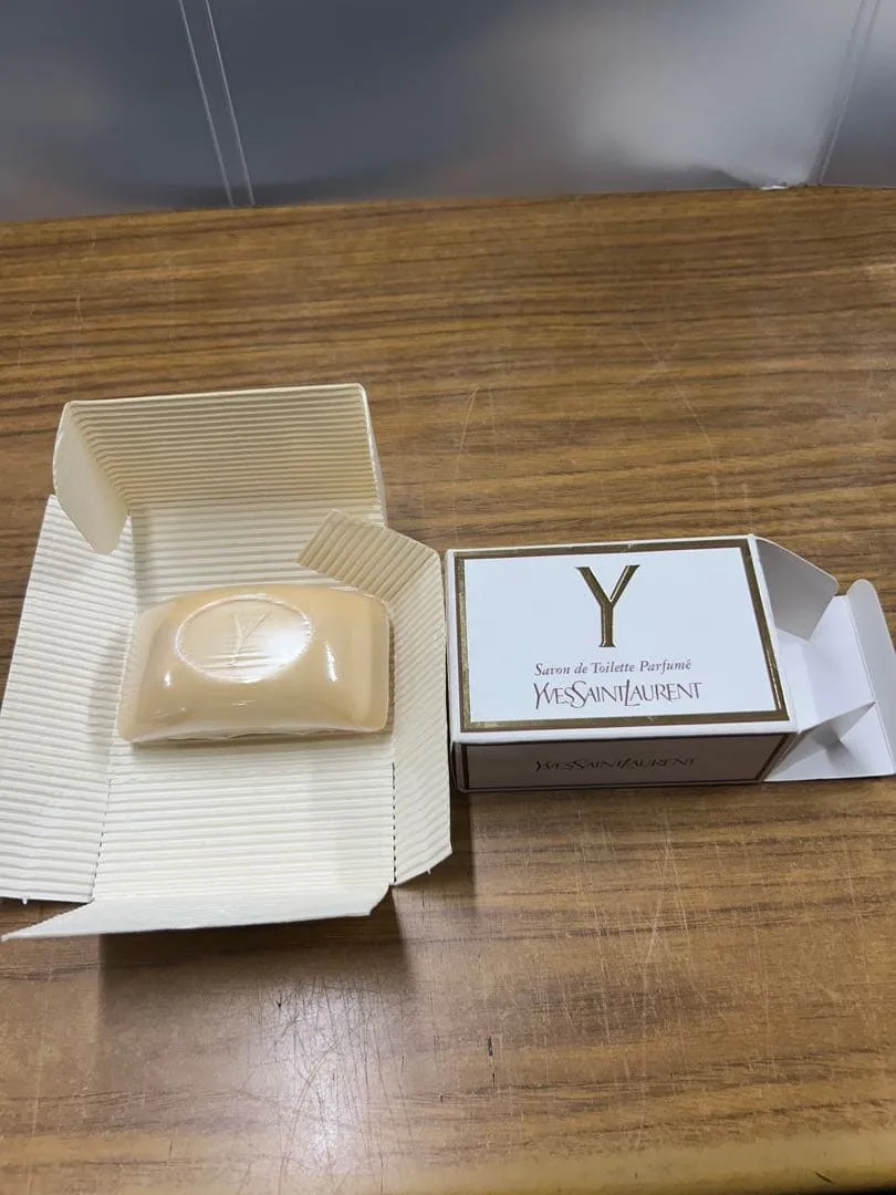 新品未使用 イヴ・サンローラン Y ワイ 石鹸 ソープ 100g 2点セット