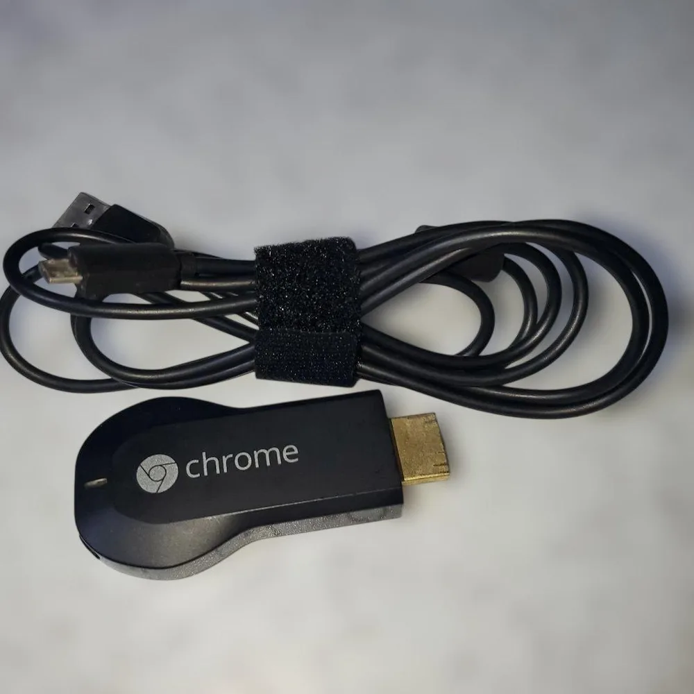 Google Chromecast 本体 HDMI変換アダプター