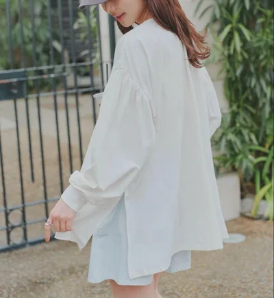 KOBE LETTUCE เสื้อผื่นยาม