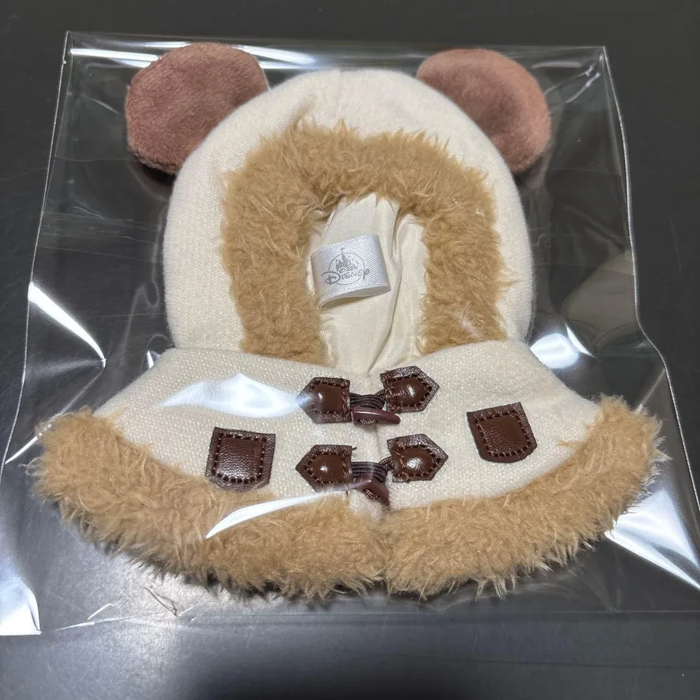 ディズニーストア シークレットポンチョ 白 ダッフル