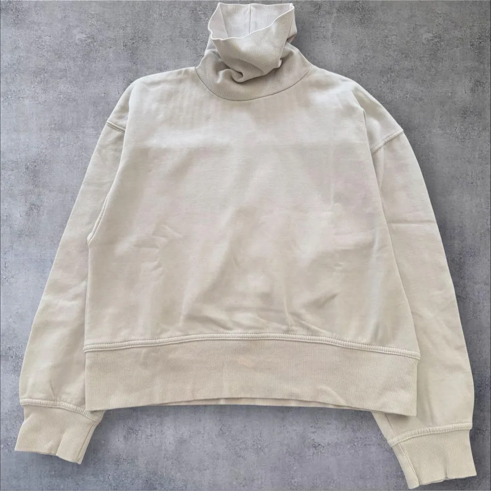 ZARA タートルネック スウェット アイボリー