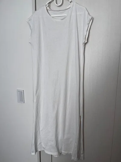 【美品】ホワイト 半袖 スリット ロングカットソーワンピース