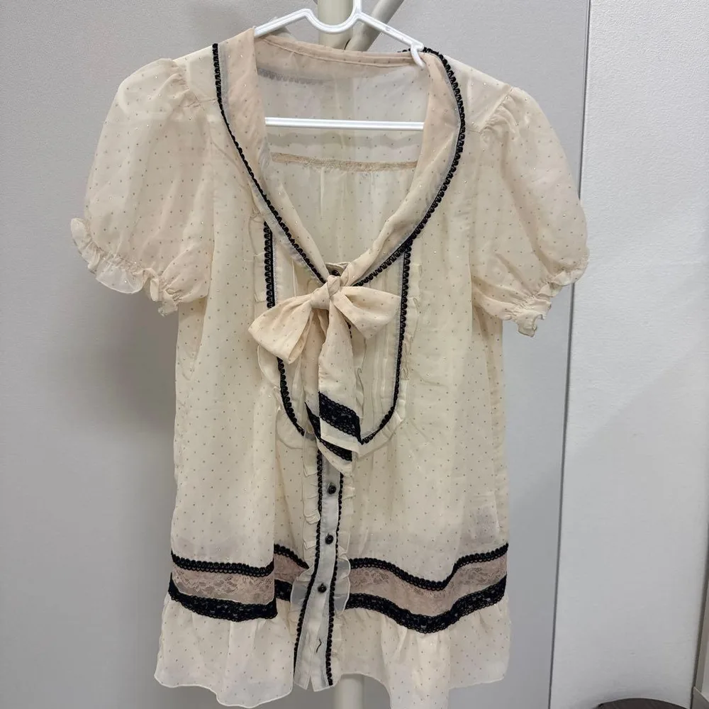 axes femme 半袖ブラウス リボン レース装飾