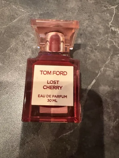 TOM FORD LOST CHERRY オード パルファム 30ml