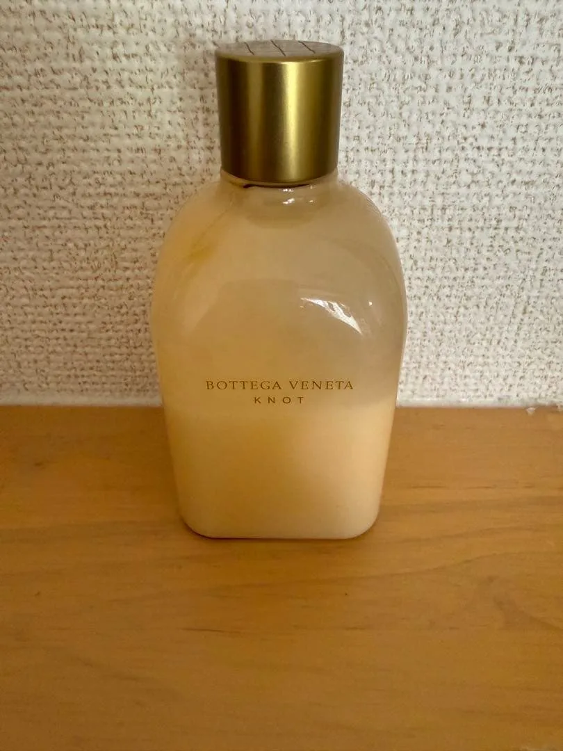 BOTTEGA VENETA KNOT ボディローション 200mL