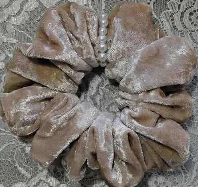 シュシュ(ベロア)⭐ハンドメイド ベージュ