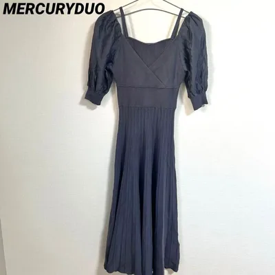 MERCURYDUO 3WAY ชุดเดรสถักเชื่อมต่อวัสดุที่แตกต่างกัน