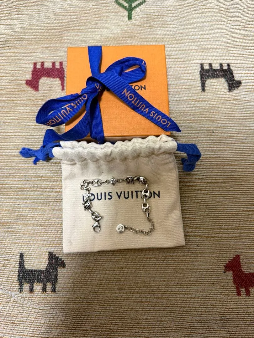 LOUIS VUITTON ブレスレット