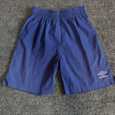 サッカー umbro ハーフパンツ 紺色 150cm