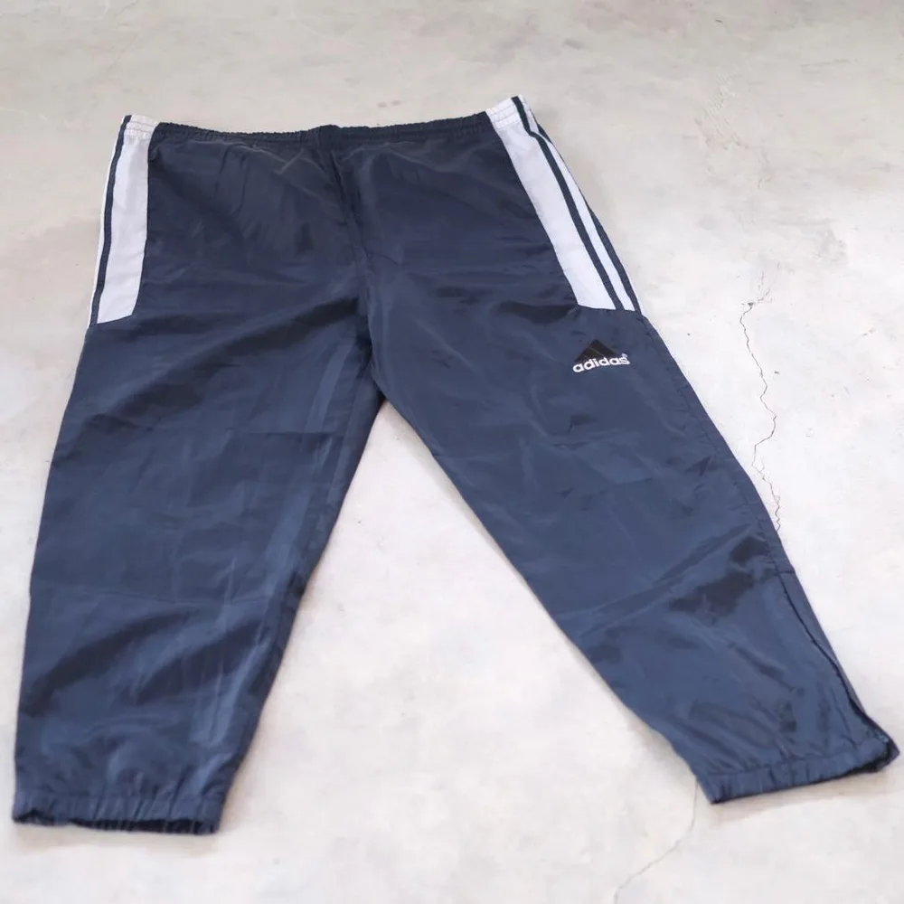 80sビンテージadidas《万国旗タグ》クロップドナイロンパンツ アディダス
