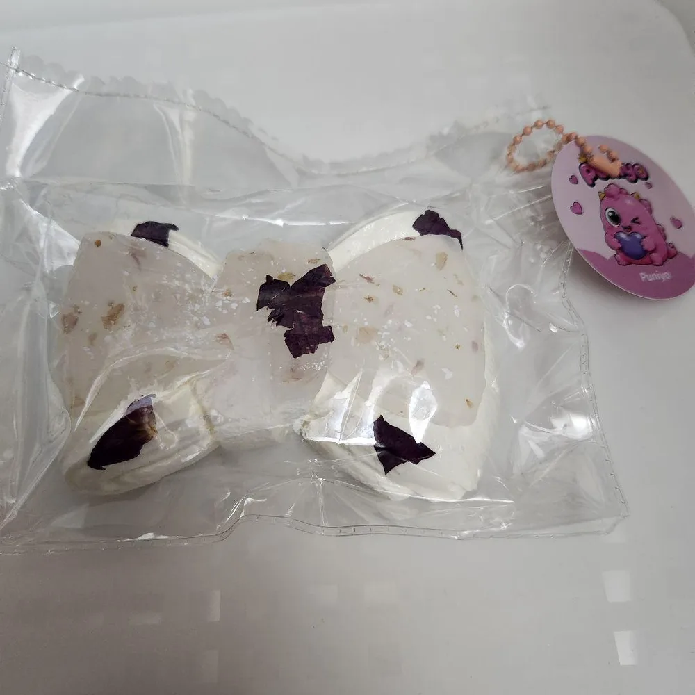 Puniyo リボン型スクイーズ 即購入⭕
