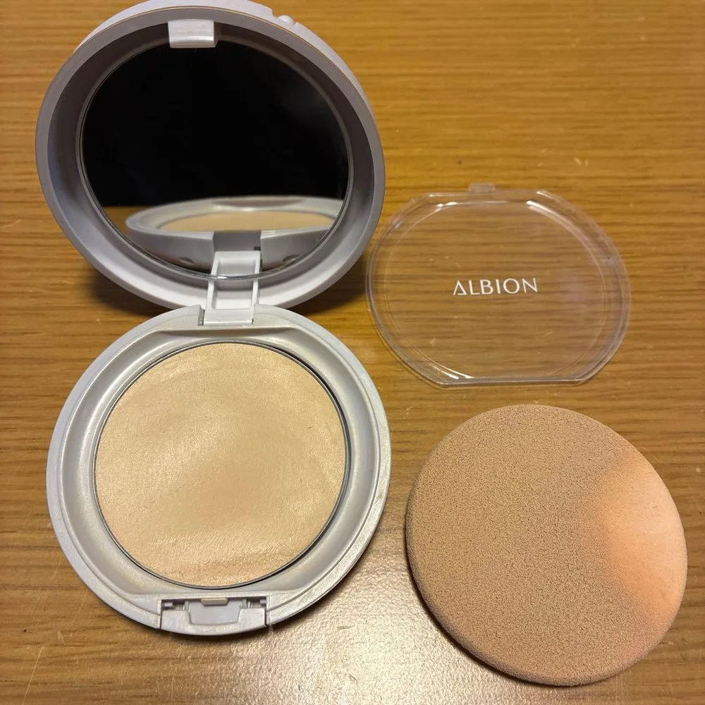 アルビオン タフウェアソリッド クールベージュ040