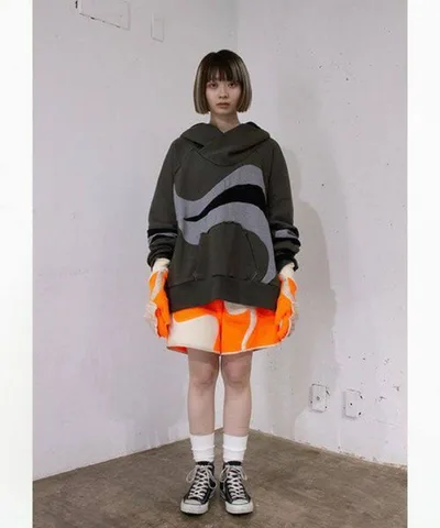 ハイネック プルオーバーパーカー バルムング BALMUNG お得 7割引き