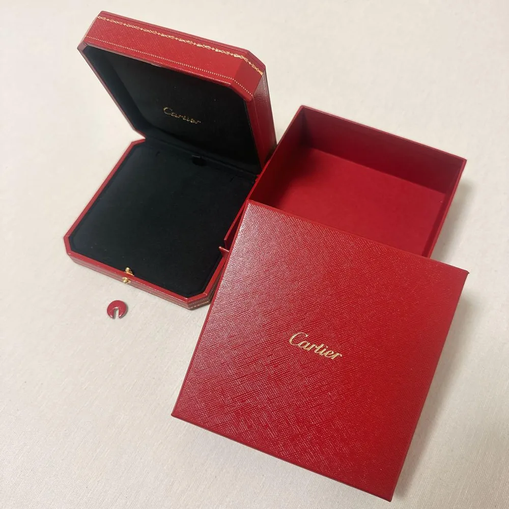 カルティエ ジュエリーボックス ネックレス