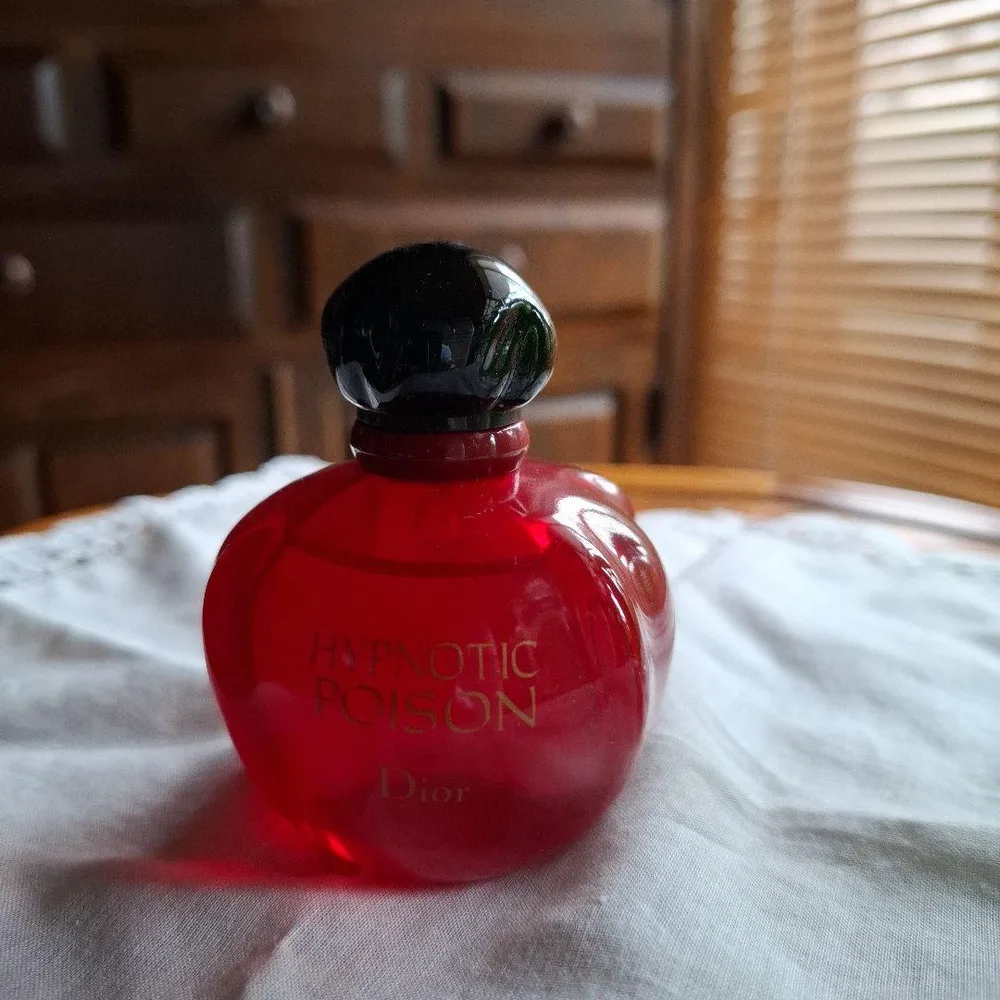 Dior Hypnotic Poison 香水 本体