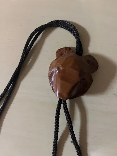 木彫り 熊ループタイ 御守り レトロ 匿名発送