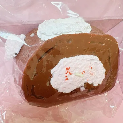 161)スクイーズ Sakura チョコ ロールケーキ いちご
