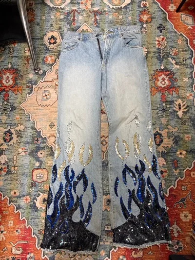KATHARINE HAMNETT LONDON スパンコール デニムパンツ