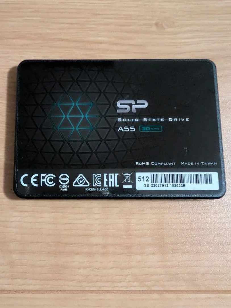 Silicon Power A55 512GB 2.5インチ SSD 本体