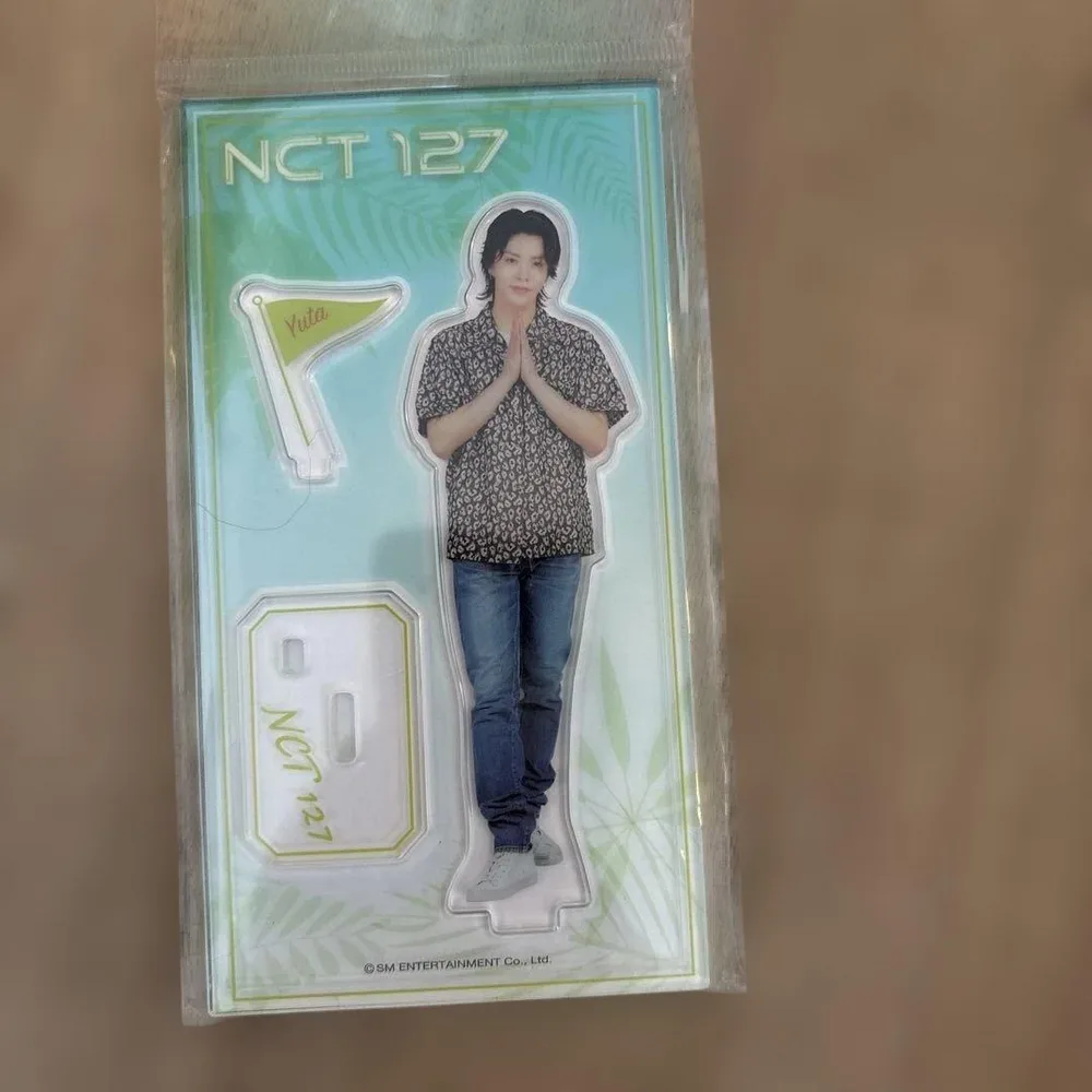 NCT 127 YUTA アクスタ