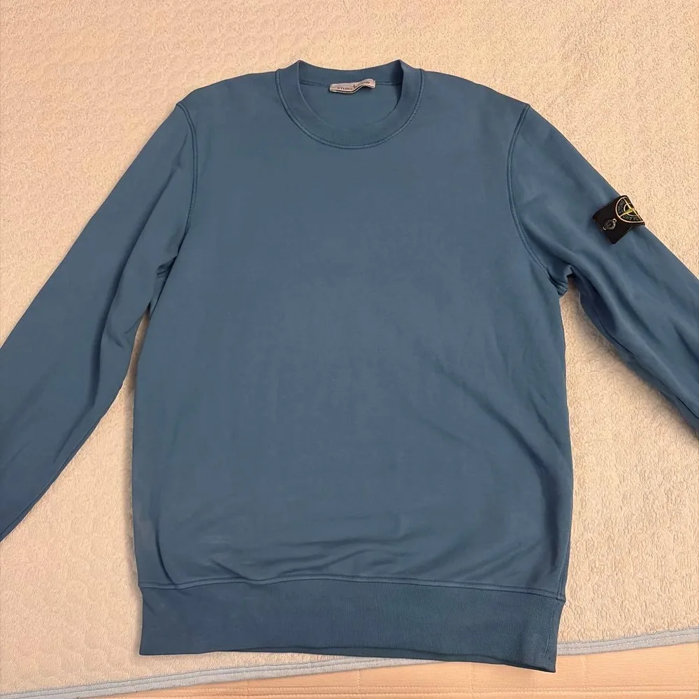 STONE ISLAND スウェット ブルー