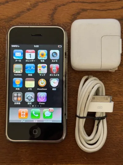 iPhone 2G 動作品 16GB イギリス版 充電器付 初代iPhone