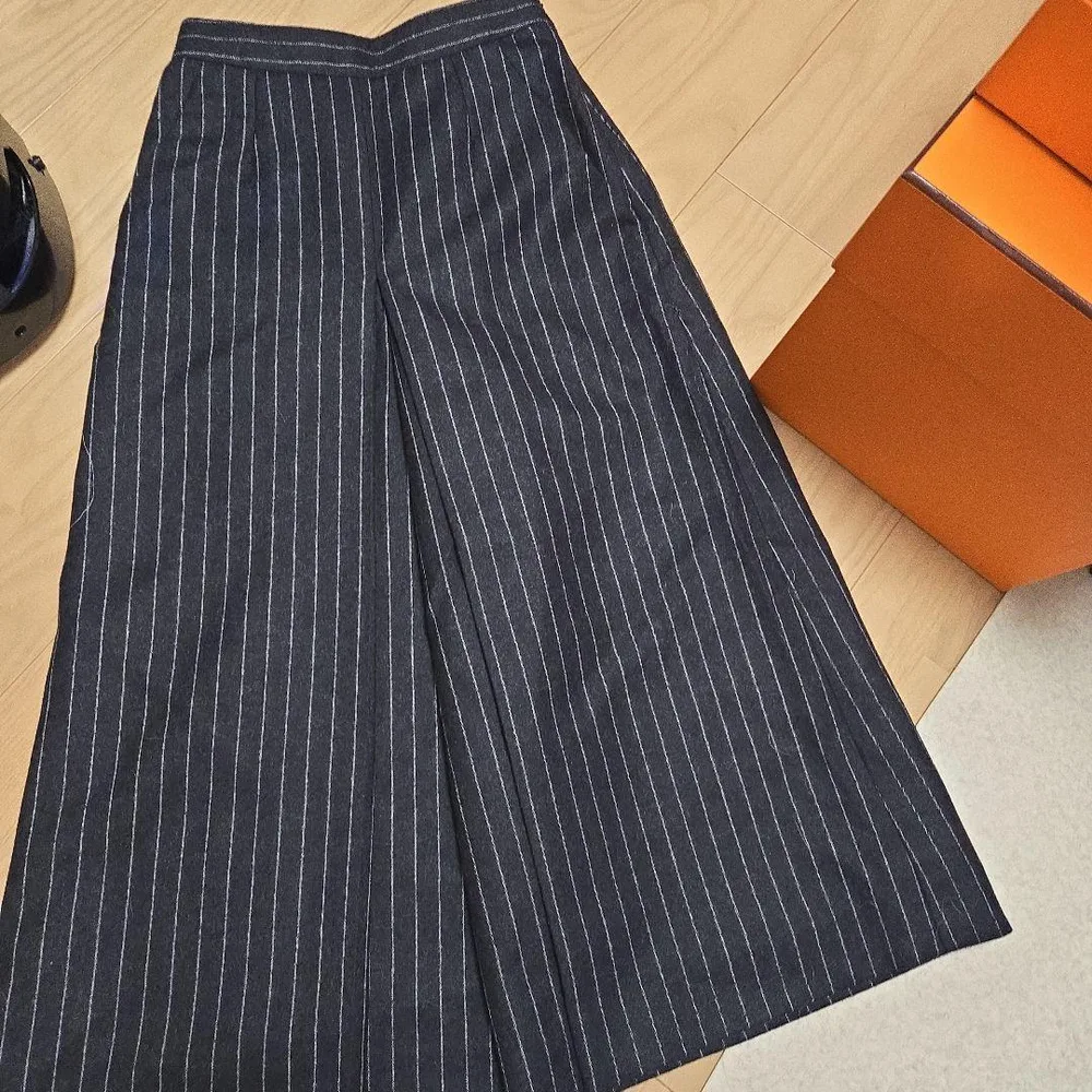 SAINT LAURENT PARIS【サンローラン】 ストライプ ワイドパンツ