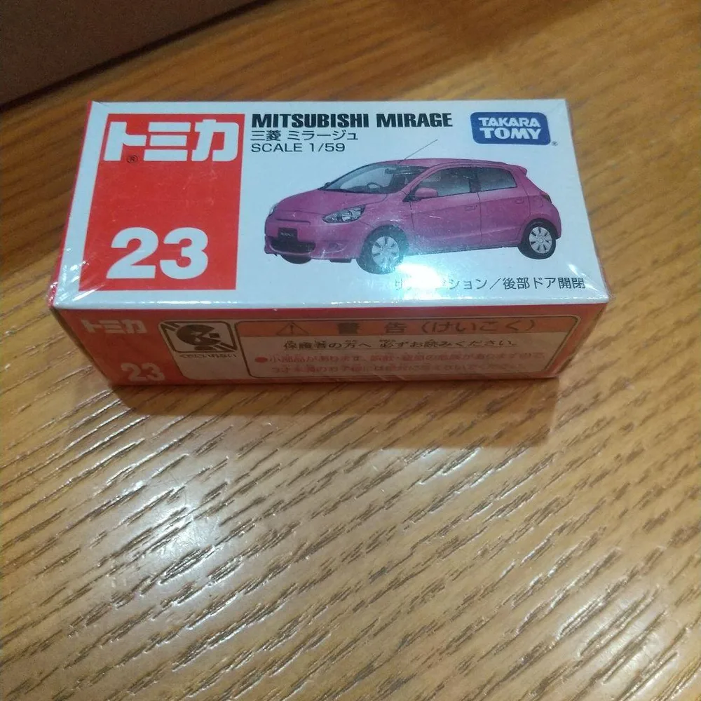 トミカ No.23 三菱 ミラージュ