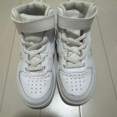NIKE キッズ スニーカー ホワイト