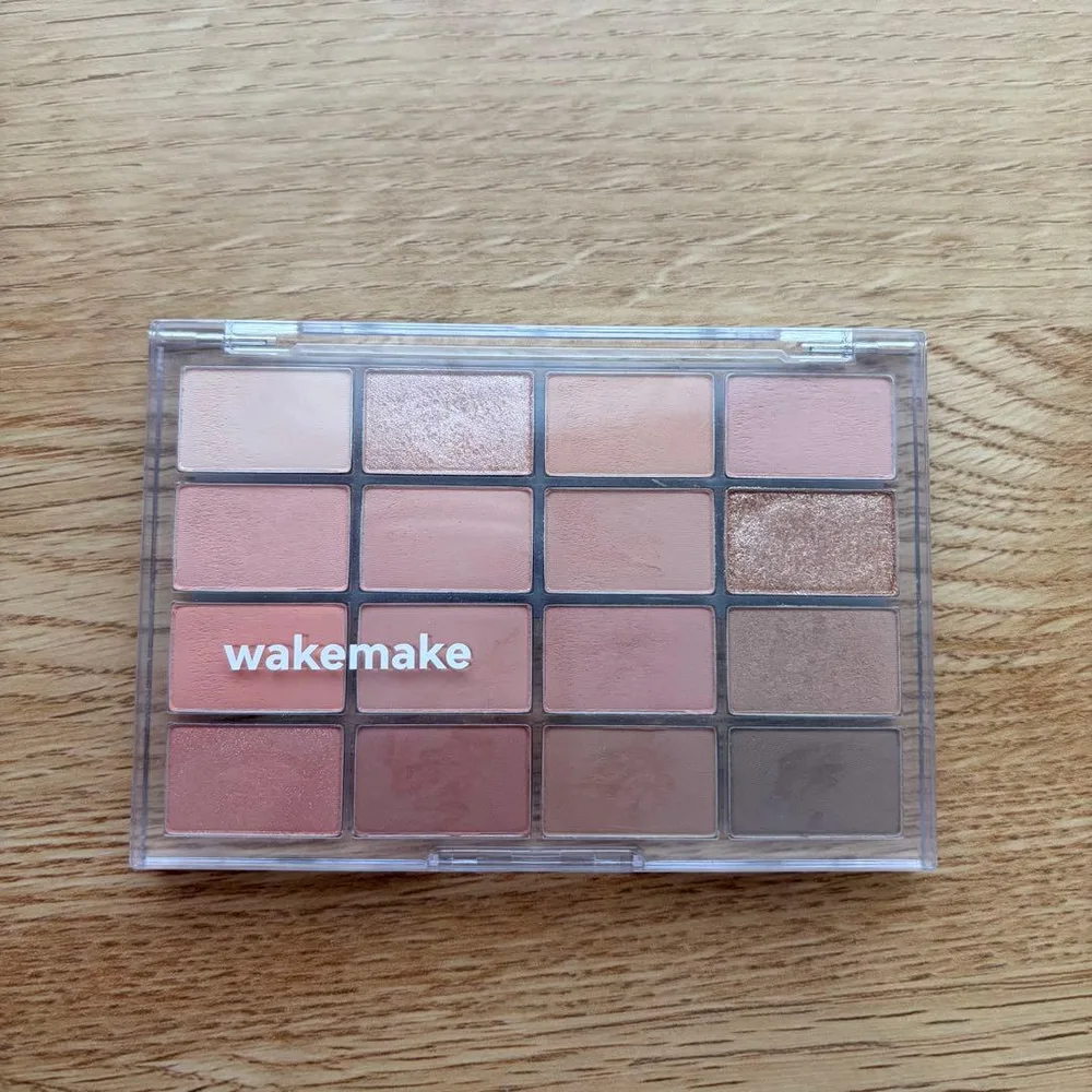 WAKEMAKE アイシャドウパレット05