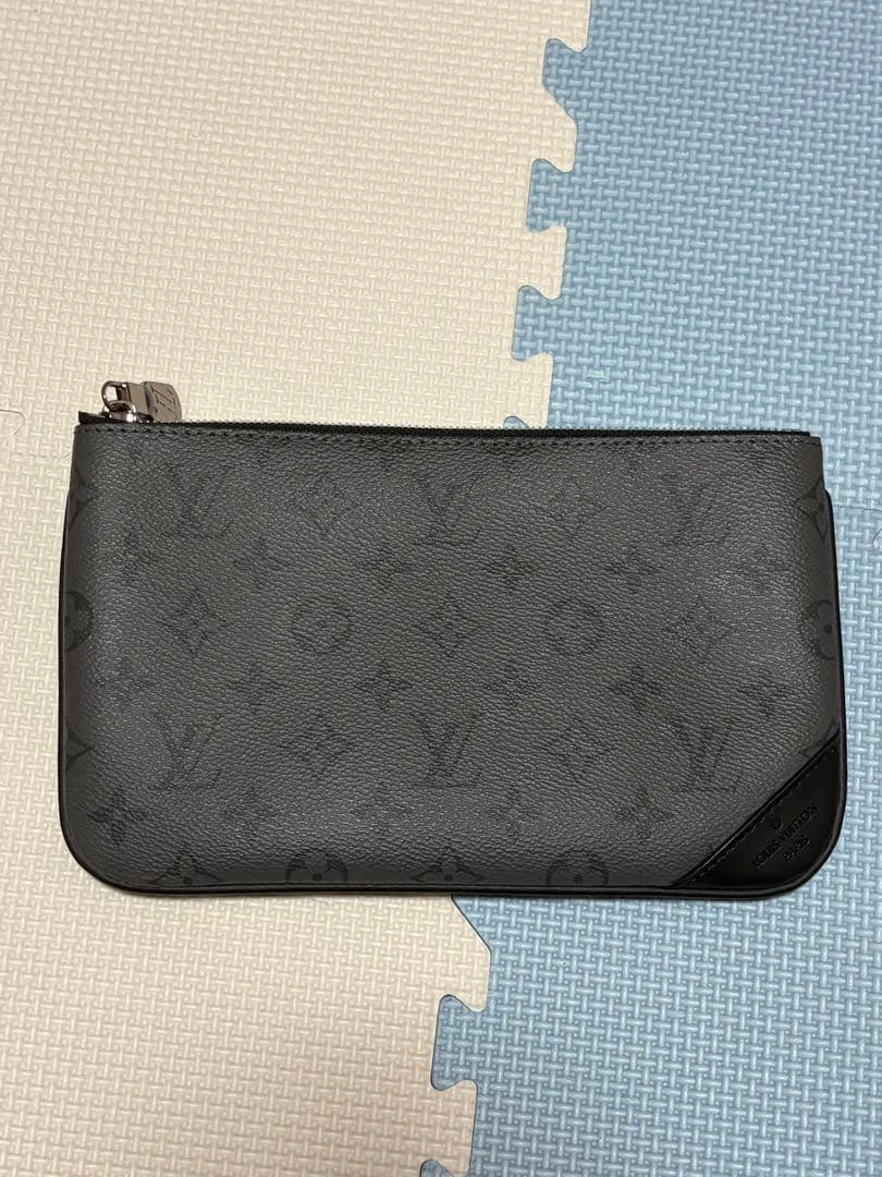 LOUIS VUITTON バック