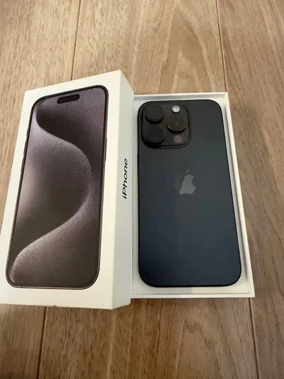 iPhone 15 Pro 128G ブラックチタニウムSIMフリー