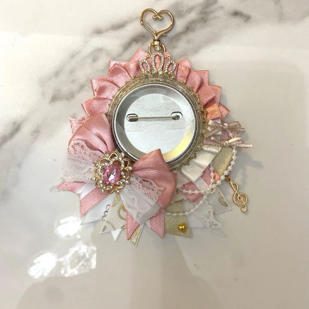 ハンドメイド 痛ロゼット ピンク×ホワイト 王冠 小さめ