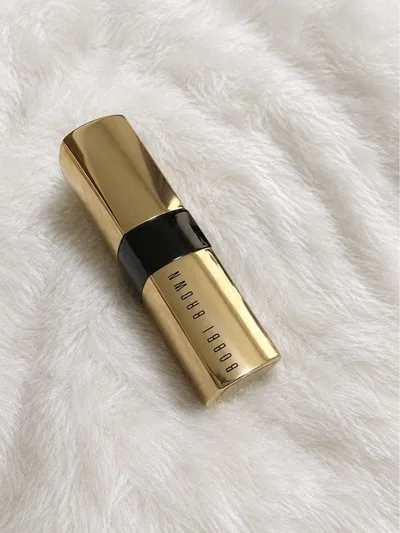 新品未使用BOBBI BROWN リュクス リップ カラー 19 レッドベリー