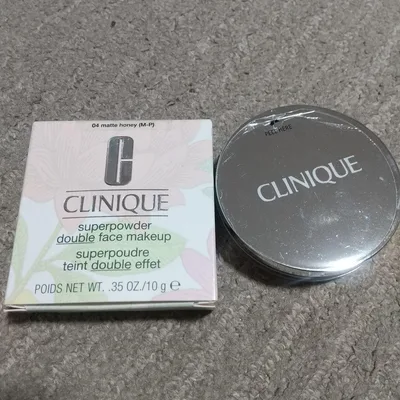 クリニークファンデーション
