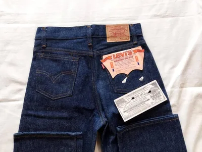 vintage dead stock Levi's 302 0117 80s 2
