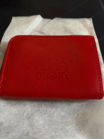 新品未使用 スヌーピーカケルオールドベティーズ 栃木レザー ミニ財布 レッド