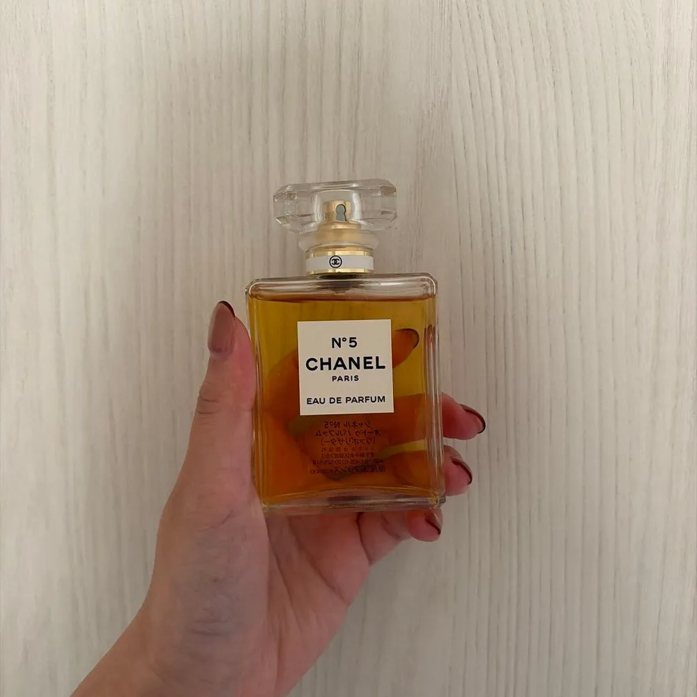 CHANEL N°5 オードゥ パルファム 香水