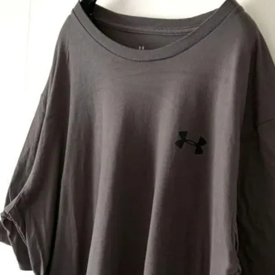 アンダーアーマー ロゴ Tシャツ L グレー 灰色 古着