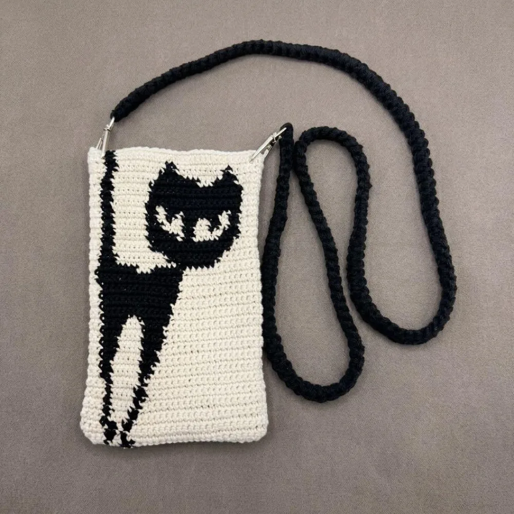 かぎ針編み スマホショルダー 猫 モチーフ ハンドメイド ポシェット