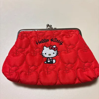 กระเป๋าลาย Hello Kitty ลายแอปเปิ้ล