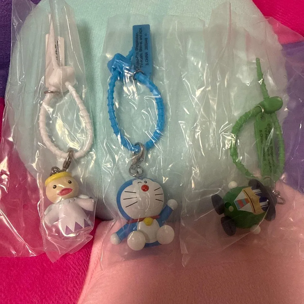 ドラえもん ひみつ道具カラフルマルチチャーム 3種セット