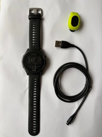 GARMIN ForeAthlete 935 ポッド・充電ケーブル付