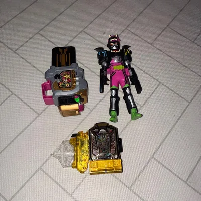 【最終値下げ】仮面ライダーエグゼイド ガシャット 3本 セット ソフビ付き