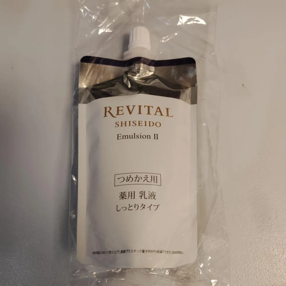 リバイタル エマルジョン II a つめかえ用 薬用乳液