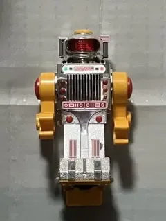 昭和レトロ おしゃべり・ニューパトロボ プラ製ロボット ヨネザワ玩具 ジャンク品