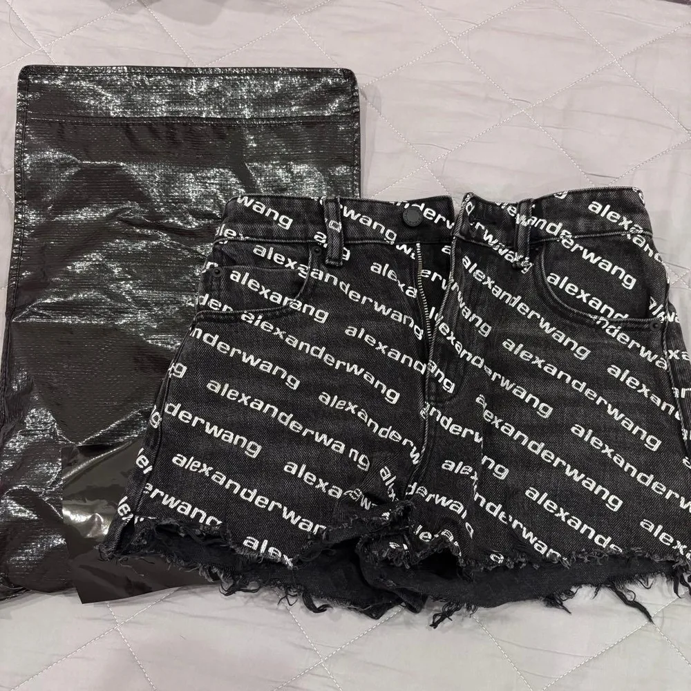 alexanderwang デニム ロゴショートパンツ