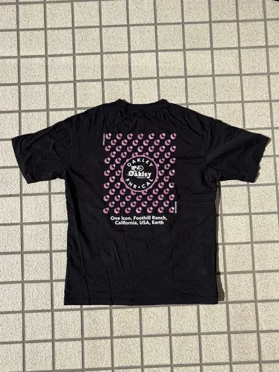 OAKLEY Tシャツ 黒
