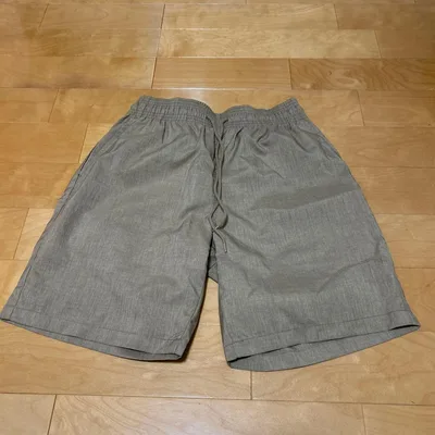 ショートパンツ グレー ウエストゴム 紐付き おそらく水陸両用