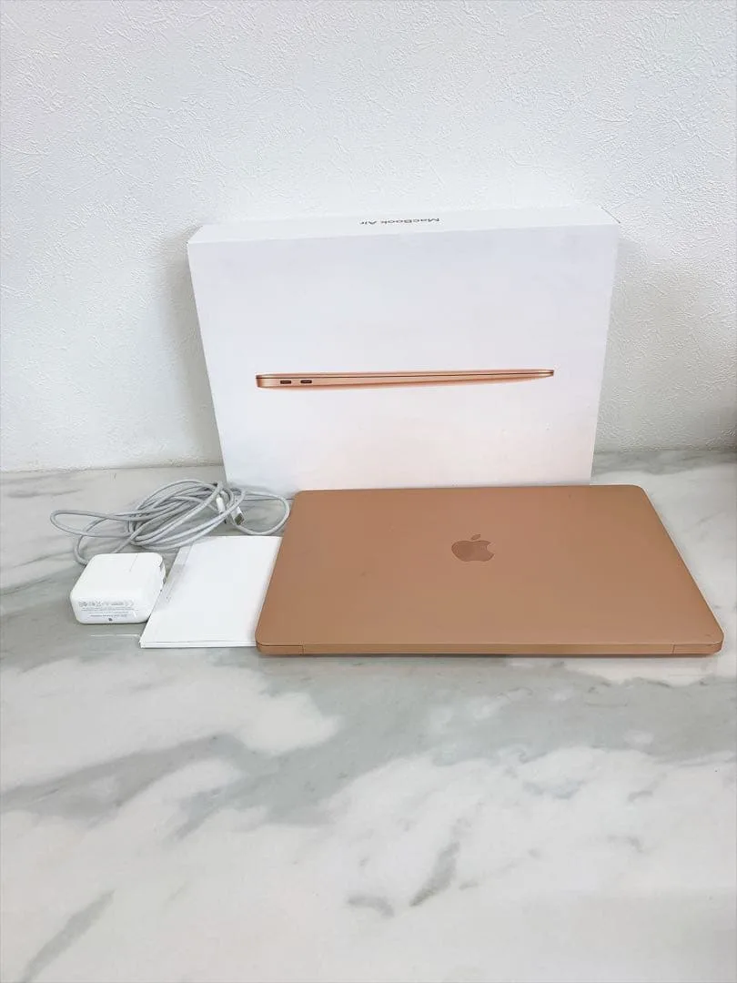 *MacBook Air ピンクゴールド 本体 付属品付き